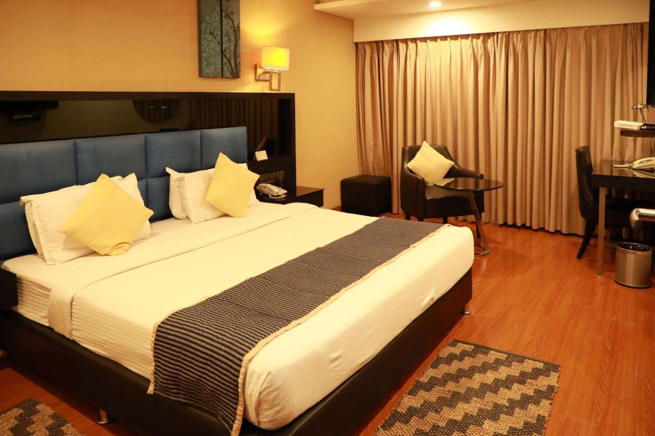 Quality Inn Bez Krishnaa Visakhapatnam Exterior photo