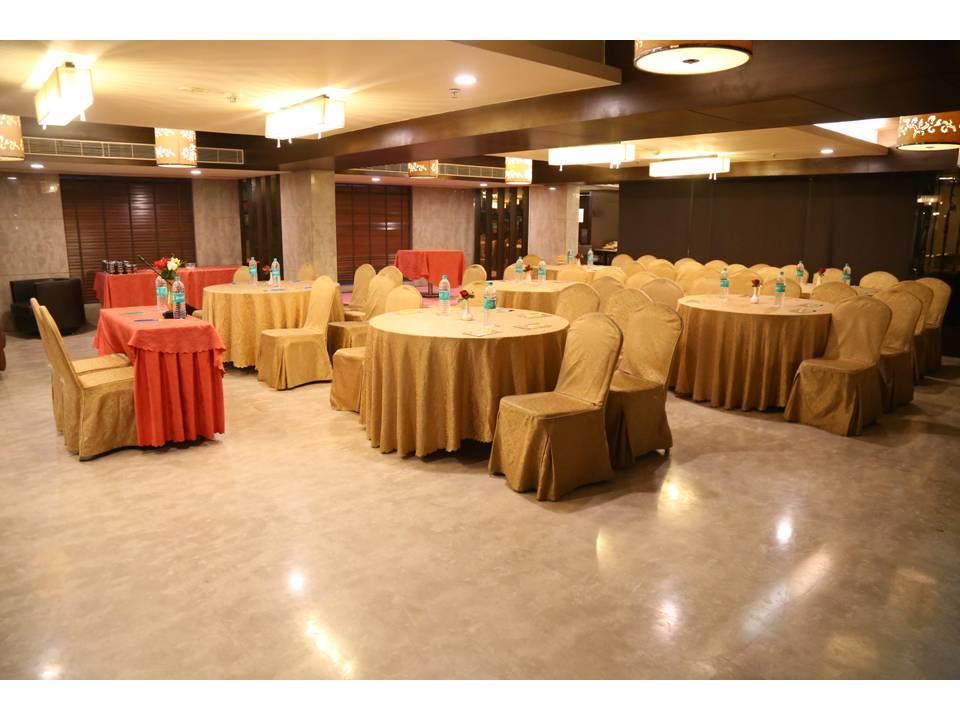 Quality Inn Bez Krishnaa Visakhapatnam Exterior photo