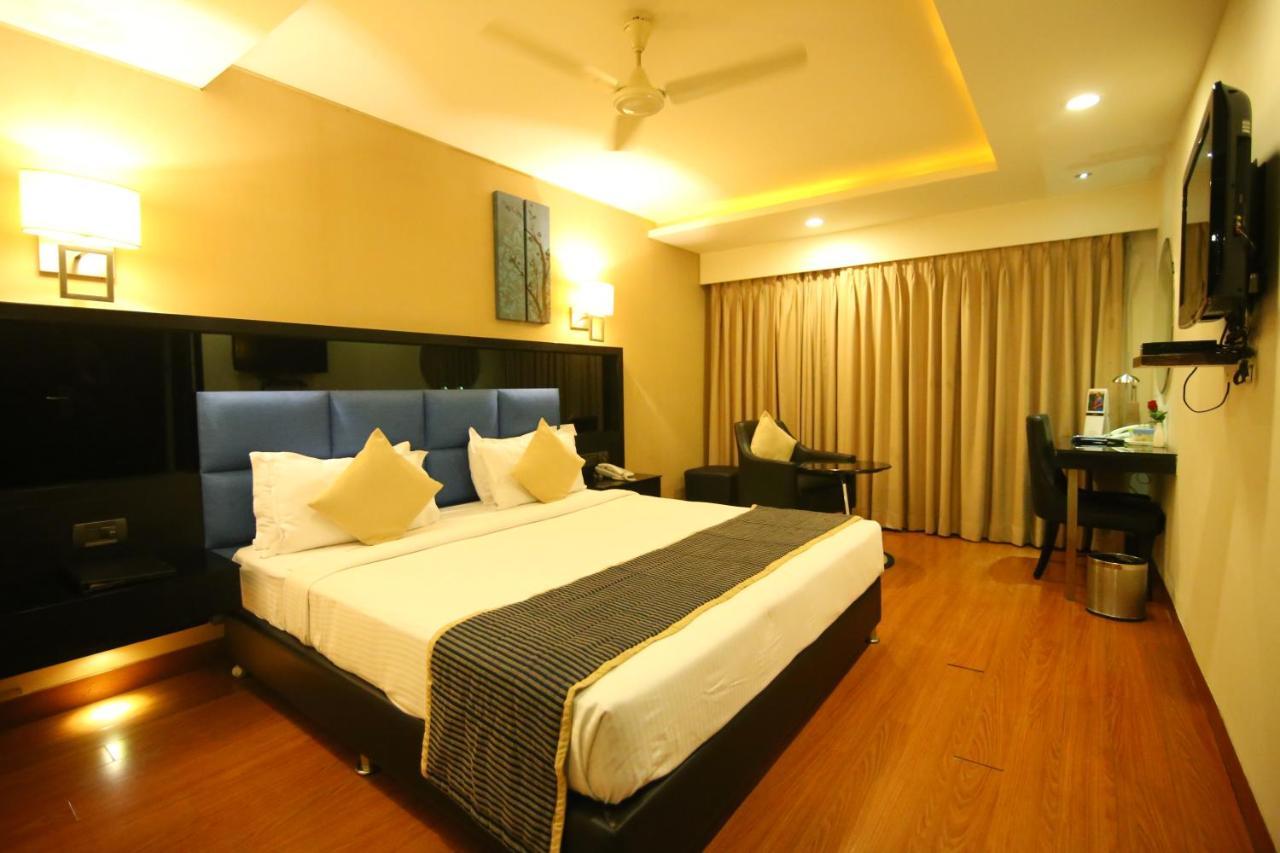 Quality Inn Bez Krishnaa Visakhapatnam Exterior photo