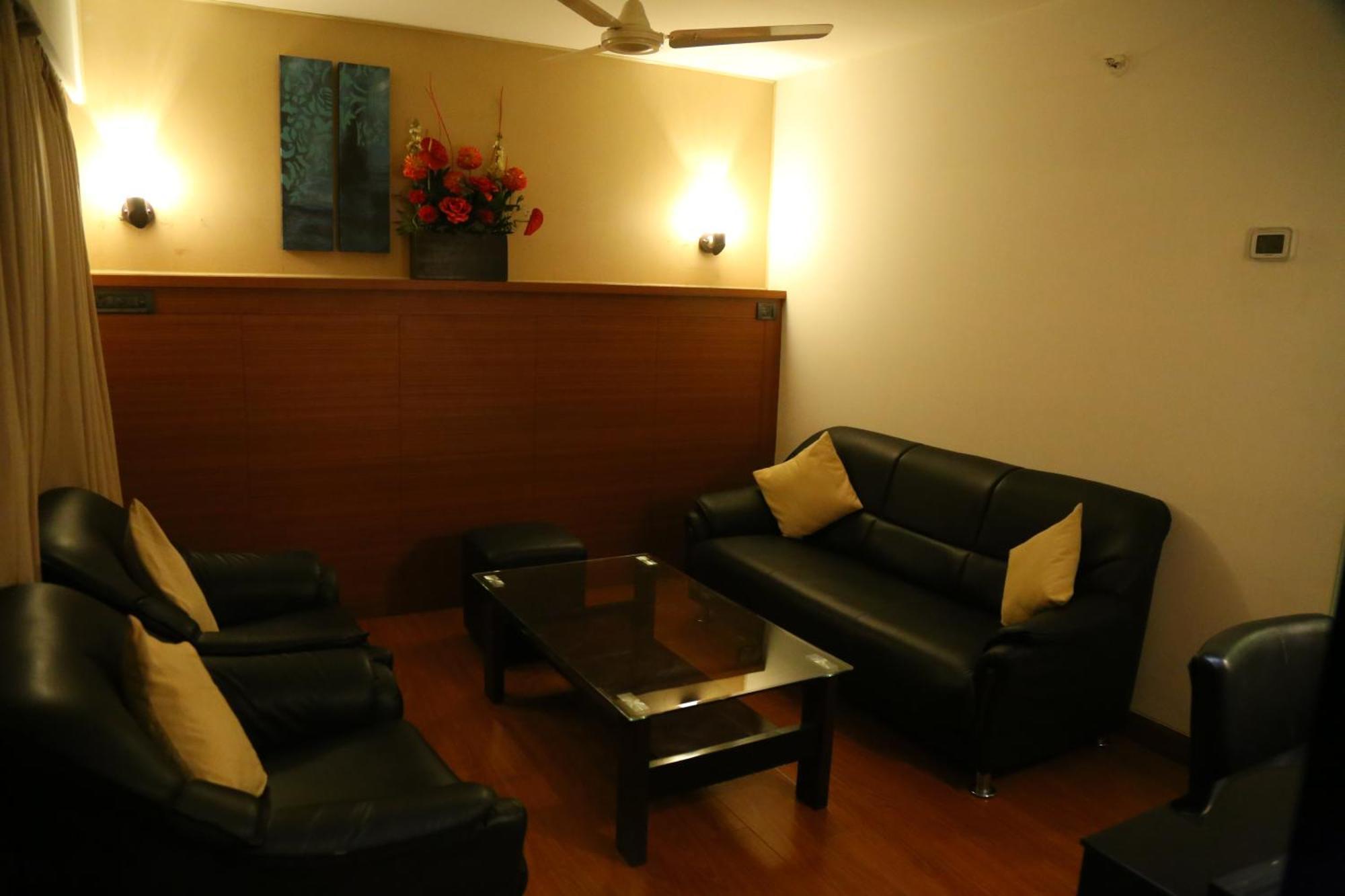 Quality Inn Bez Krishnaa Visakhapatnam Exterior photo